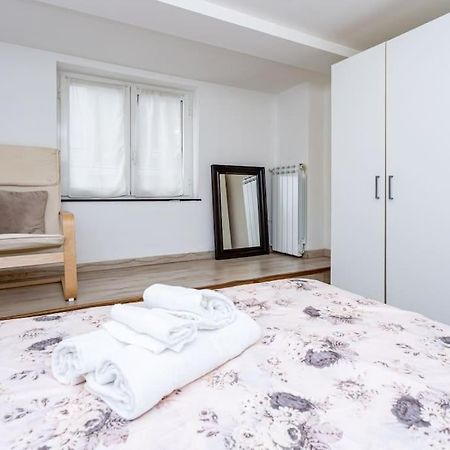 Apartment Adorno 2 - Affitti Brevi Italia Генуа Екстериор снимка