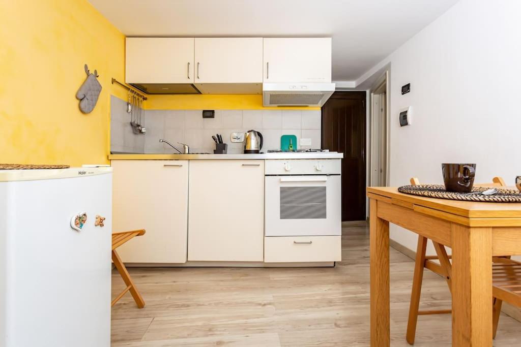 Apartment Adorno 2 - Affitti Brevi Italia Генуа Екстериор снимка
