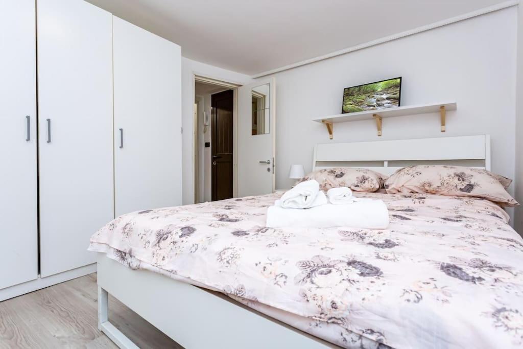 Apartment Adorno 2 - Affitti Brevi Italia Генуа Екстериор снимка